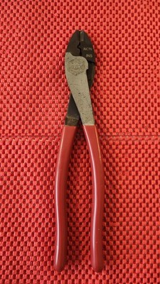 DOYLE NON INSULATED WIRE CRIMPER  AND SNIPS