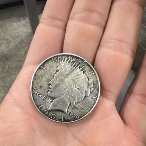 1934 Peace Dollar $1 Silver Coin Circulated 0.9 Fineness Business Strike