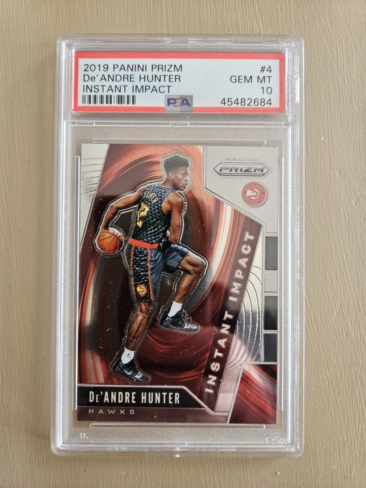 2019 Prizm #4 DeANDRE HUNTER ROOKIE INSTANT IMPACT PSA 10