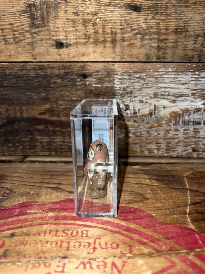Figura de colección Wicket W Warrick Ewok Star Wars ROTJ Kenner 1984 clasificación AFA 90% Foto 2 de 4