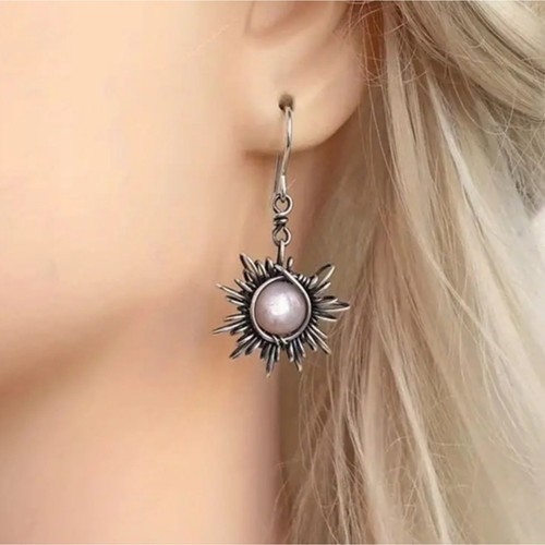 Elegant Vintage Style Sun and Moon Earrings Symbolic Harmony Boho Chic Handmade - Picture 6 of 9