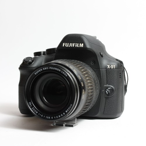 Fujifilm FujiFilm FinePix X-S1 12.0MP Digital Camera - BOXED