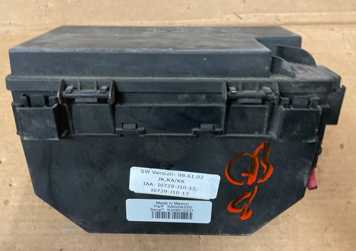 2011 11 JEEP LIBERTY DODGE NITRO TIPM TOTALLY INTEGRATED POWER MODULE FUSE BOX - Picture 1 of 7