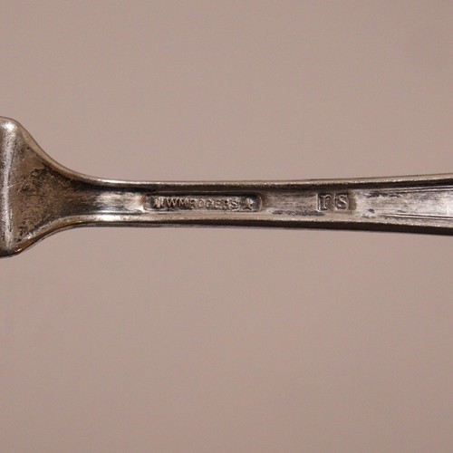 Wm Rogers IS Silver Plate Butter Knife Flatware Desire Pattern 6 3/4 inch 1940 - Picture 5 of 5
