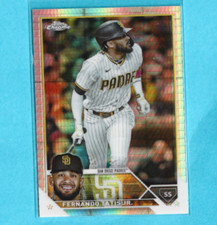 2023 Topps Chrome #129 Fernando Tatis Jr. Prism Refractor San Diego Padres