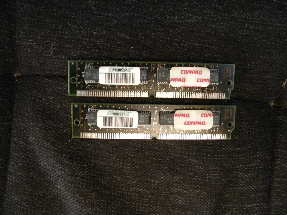 Compaq 32MBkit (2x16MB) 272770-001 ECC FastPage 72-Pin SIMM Memory DDR-SDRAM - Image 3 of 3