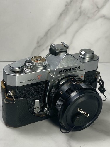 Konica Autoreflex t Camera with Hexanon AR F3.2 135mm Konica AR Mount Lens - Picture 2 of 7