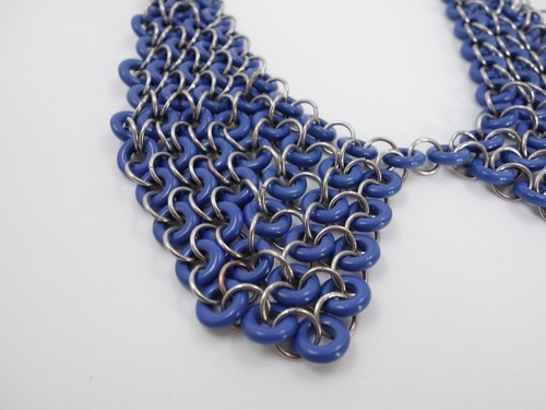 Vintage Jaeger Jacob Bengal Collar Chainmail Necklace -Blue Plastic &Metal Rings - Picture 3 of 15
