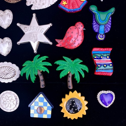 Lote De Colección Cubierta De Botones Nativo Americano Casa Del Sol Vaquero Sheriff Pájaro Corazón Mezcla - Imagen 5 de 7