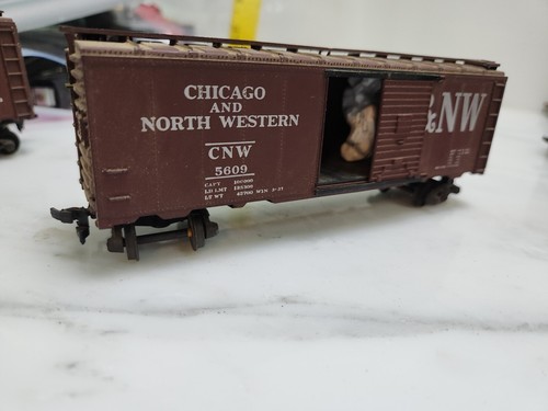Ho Scale Train Car Tankers Caboose Flat Dusty Dirty Union Pacific Tyco K1 - Picture 9 of 128