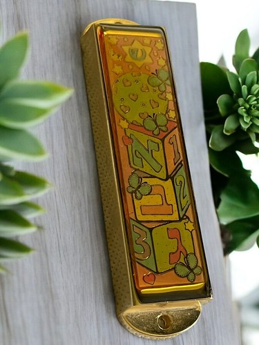 Schönes goldfarbenes Mezuzah Etui Kinderzimmer - ohne Schriftrolle - - Bild 2 von 3