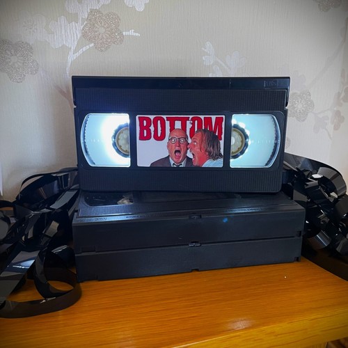 Retro VHS Lamp, Tetris, Computer Game, Night Light, Collectible, Gift, Film - Picture 23 of 24