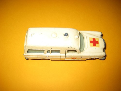 Matchbox - Lesney - King Size - K-6 - Mercedes-Benz Binz Ambulance - Bild 5 von 6