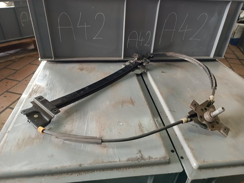 VW Golf 2 II 19E Fensterheber manuell rechts Beifahrertür 191837402B