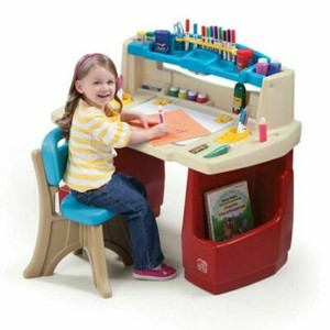 Step2 Deluxe Art Master Desk
