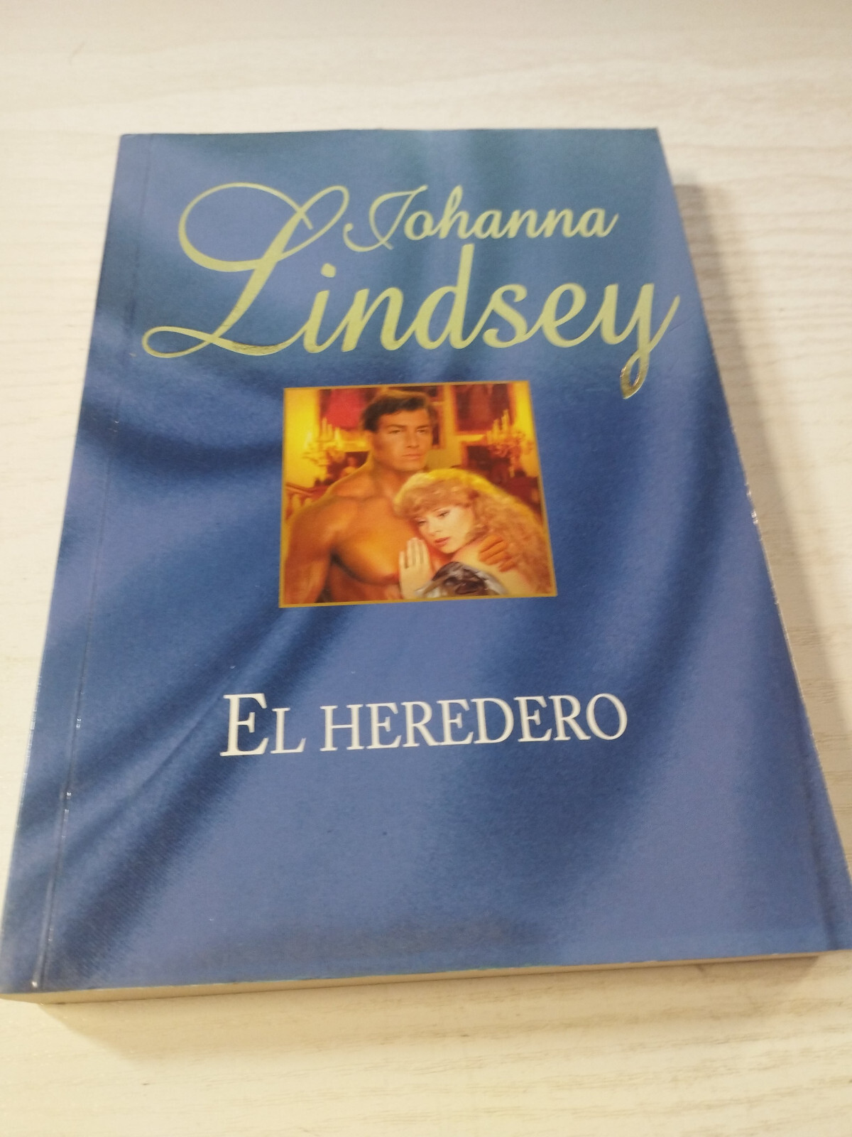 The Heir Johanna Lindsey Romantic RBA 2010 - BOOK Spanish Am
