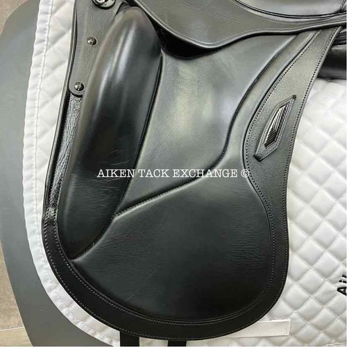 2021 Aviar Rook 2.0 Monoflap Dressage Saddle, 17.5" (Read Description) - Picture 3 of 18