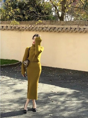 Women's Sweater Dress Two-piece Sets Elegant Knitted Long Skirt Pullover 2Piece - Foto 17 di 25