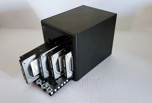 WD My Cloud Expert Series EX4100 NAS enclosure with 4x4TB (16TB) HGST drives