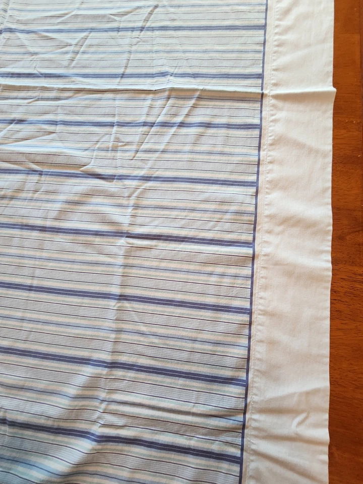 Mainstays One Sábana Plana Completa más Dos Fundas de Almohada Estándar Rayas Azules De Colección Foto 3 de 4