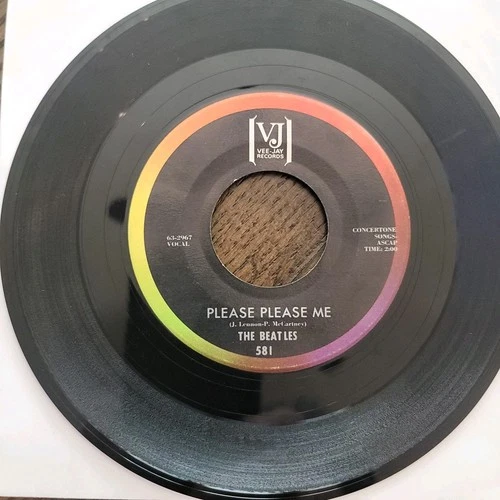 BEATLES - Vee Jay Vinyl 45 - "Please Please Me / From Me To You" -   VG+