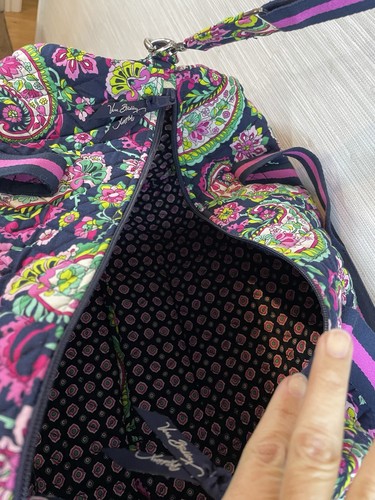 Vera Bradley sports duffel bag petal paisley overnight travel pink nylon strap - Picture 5 of 12