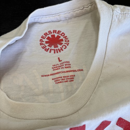 Red Hot Chili Peppers Unlimited Love 2022 Tour concert T-shirt LARGE Cream - Picture 3 of 7