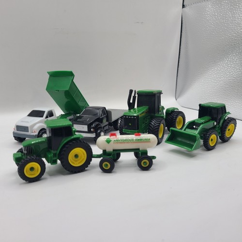 John Deere Lot Tractors Trucks ERTL Die Cast Models 1/64  - Picture 2 of 6