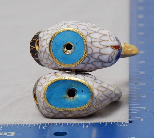 Vtg Pair CHINESE CLOISONNÉ DUCKS BIRD SWAN ENAMEL BRASS White Colorful - Picture 4 of 9