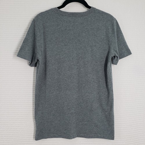 Camiseta Old Navy Stranger Things Juvenil XL Gris Gráfico Manga Corta Netflix - Imagen 2 de 16