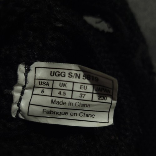 UGG Black Knit Boots Womens Size 6 US 3 Button READ - Picture 13 of 14