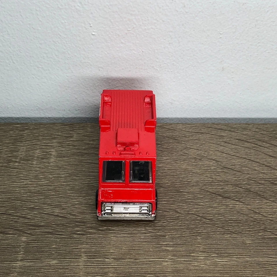 Camión de comida Hot Wheels Quick Bite Friburger 1983 vintage rojo diecast coche de juguete 1:64 Foto 3 de 4