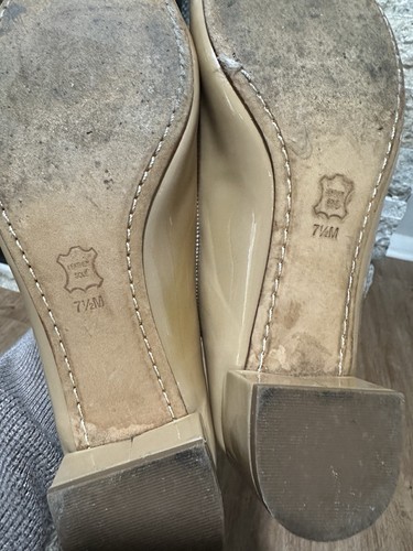 Tory Burch Chelsea Pump Womens 7.5 Nude Patent Leather Bow Logo Low Heel Shoes - Picture 11 of 13