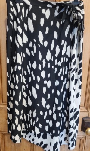BNWT ROMAN black white wrap skirt size 18 - Picture 5 of 5