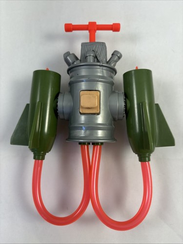 Small Soldiers Nick Nitro Backpack Launcher ONLY Kenner 1998 NO MISSILES