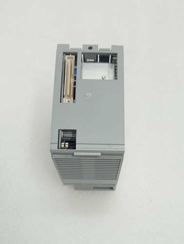 Controlador lógico programable Honeywell 2MLR-AC23 Master Logic 2000 - Imagen 7 de 8