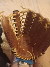 LOUISVILLE SLUGGER OMAHA LS base ball glove 12 3/4"