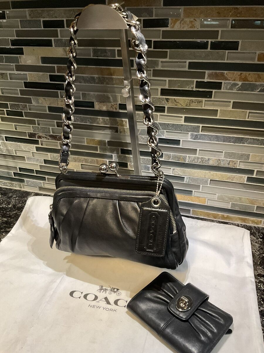 COACH Vintage Parker Kisslock Cowhide Leather & Wallet Set COACH Vintage Parker Kisslock Cowhide Leather & Wallet Set