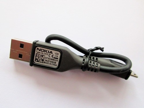 Nokia CA-101D Datenkabel USB Kabel ca. 18 cm Neu