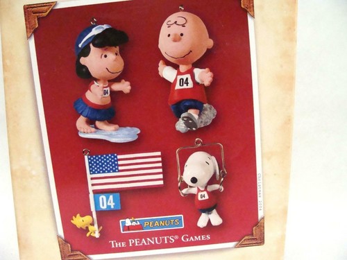NEW 2004 The PEANUTS Games Snoopy Set of 4 Hallmark Keepsake Ornaments - Picture 4 of 4