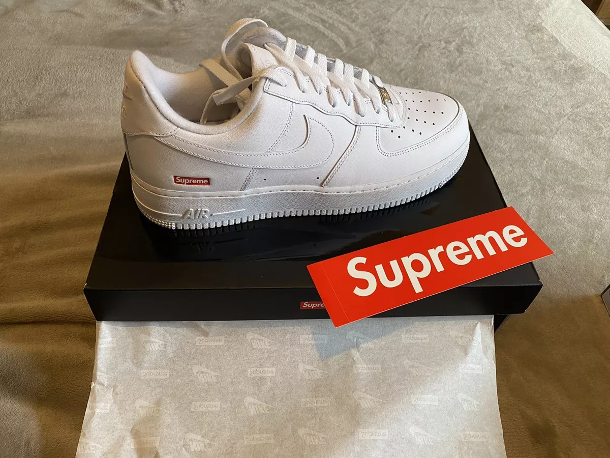 Nike Air Force 1 Low Supreme Box Logo Sneakers