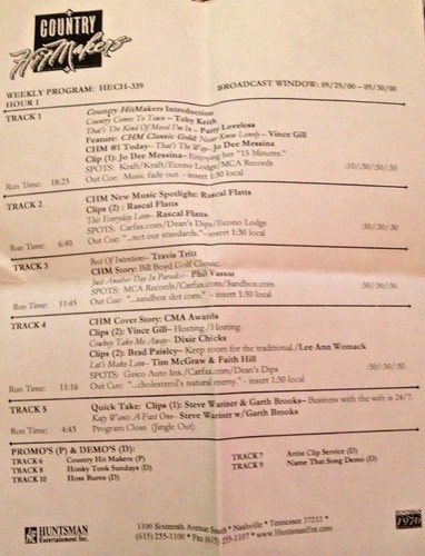 RADIO SHOW: COUNTRY HIT MAKERS 9/29/00 2 HRS, SARA EVANS & CMA AWARDS FEATURE - Picture 3 of 3