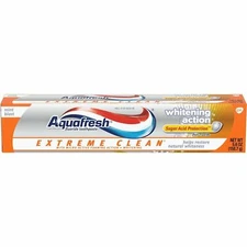 Aquafresh Extreme Clean Whitening Action Toothpaste Pack of 6 5.6 oz Tubes
