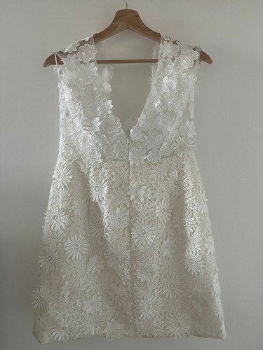 Kurzes Brautkleid (M, 38, UK size 10) NEU - Bild 2 von 2