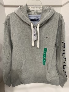 gray tommy hilfiger hoodie