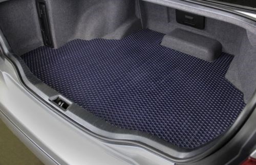 Lloyd Rubbertite Carpet Large Trunk Mat - Choose from 8 Carpet Colors - Picture 1 of 6