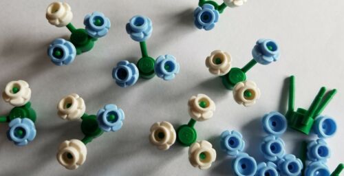 NEW Lego lot of 112 pieces - Green Plant Flower Stems Blue White Petals - Rare - Picture 3 of 5