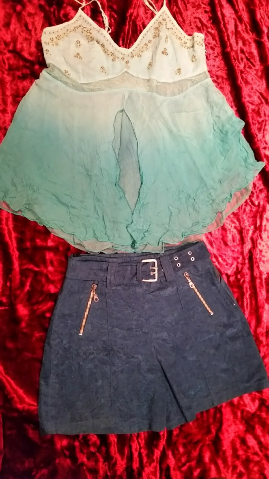 Picture 2 of 4