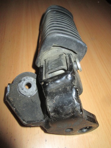 KAWASAKI 1983 - 1984 KZ550F1 / F2 1983 KZ550M 34003-1149 34003-1150 FRONT PEGS - Picture 5 of 20