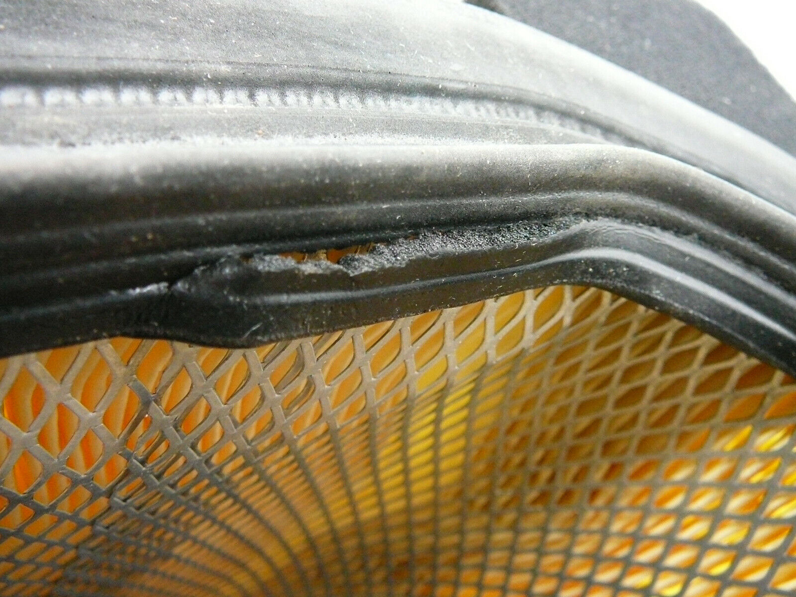 NAPA GOLD AIR FILTER 200679 (SOME DAMAGE, SEE PICS) - Picture 5 of 8